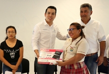 ENTREGANAPOYOS2019.jpg